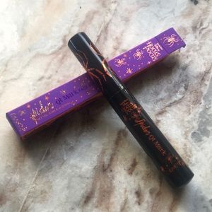 Hocus Pocus spider face stamp